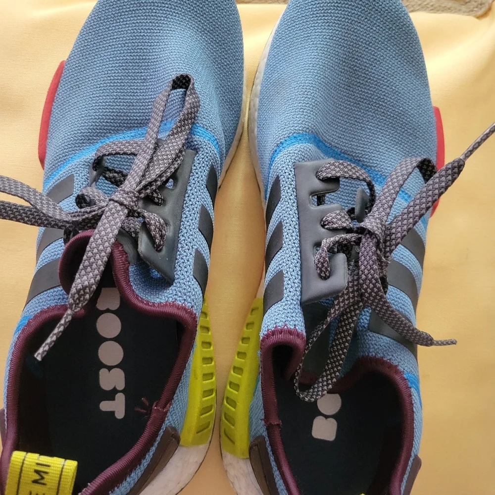 Adidas Men Boost - Picture 9 of 16